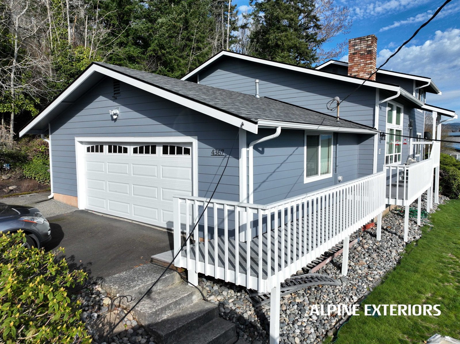 CertainTeed Landmark Roofing System – Blaine, WA – Beautiful roof upgrade with CertainTeed Landmark shingles installed on a home near the Canadian border in Whatcom County..jpg