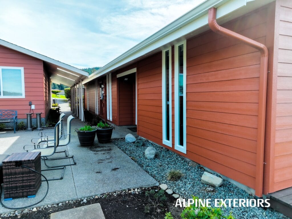James Hardie Siding and Sherwin Williams Paint in Anacortes, WA – Beautiful siding replacement paired with long lasting Sherwin Williams exterior paint.