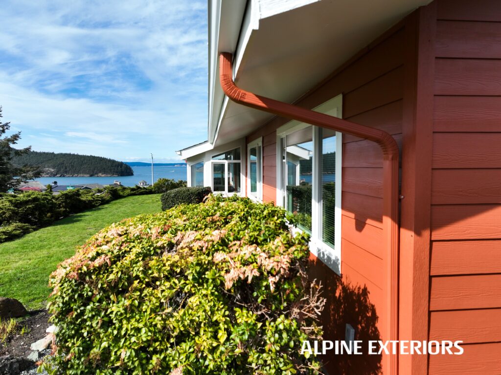Modern Exterior Upgrade with Lap Siding and V400 Windows – High performance products elevate this Anacortes home’s appearance and efficiency.