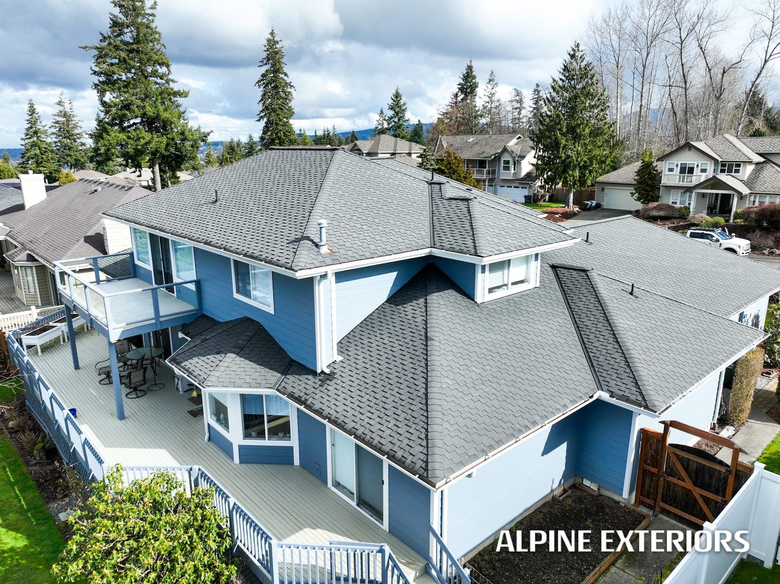 Siding Installation James Hardie Siding, Exterior Contractor, GAF Roofing – 2806 Highland Dr, Anacortes, WA 98221