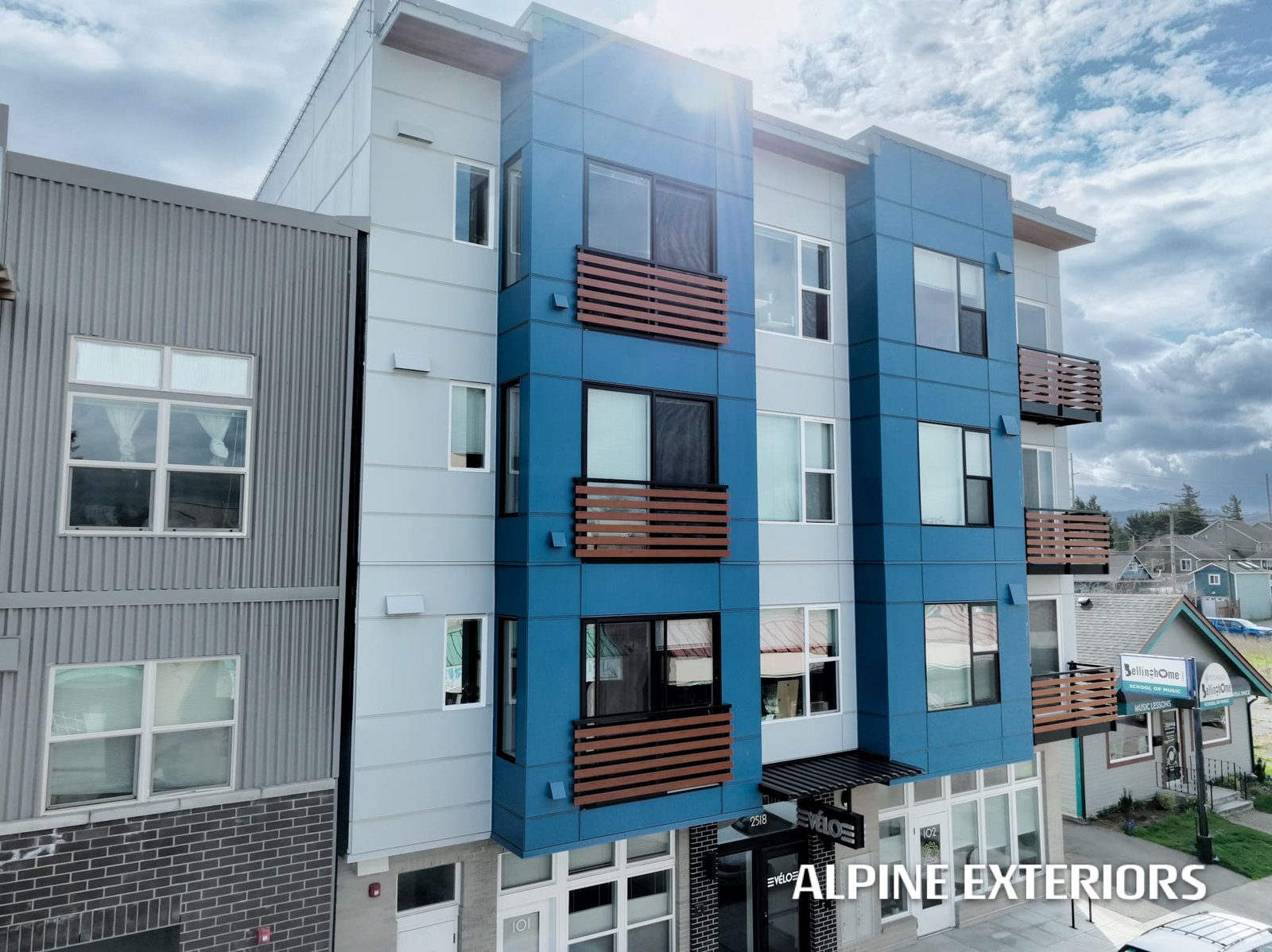 Mount vernon shingle siding vinyl windows siding paint combo